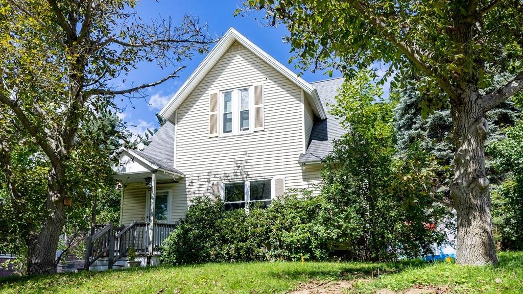 152 Pearl St - Photo 1