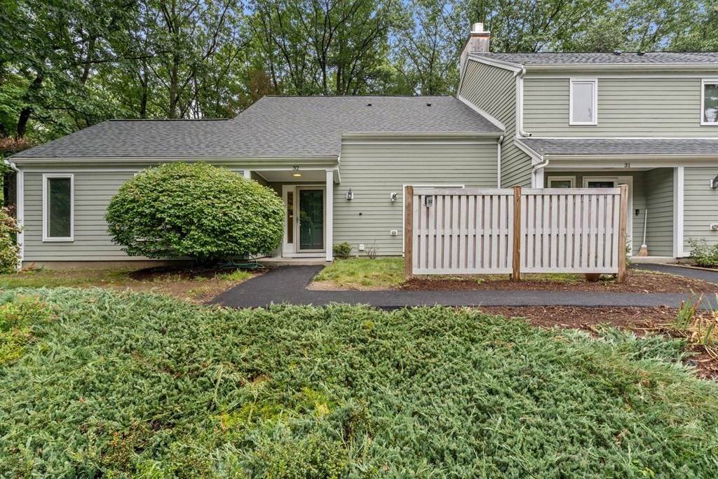 32 Fifer Ln - Photo 1