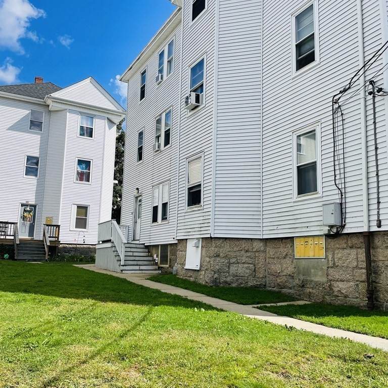 488-494 Ridge St - Photo 1