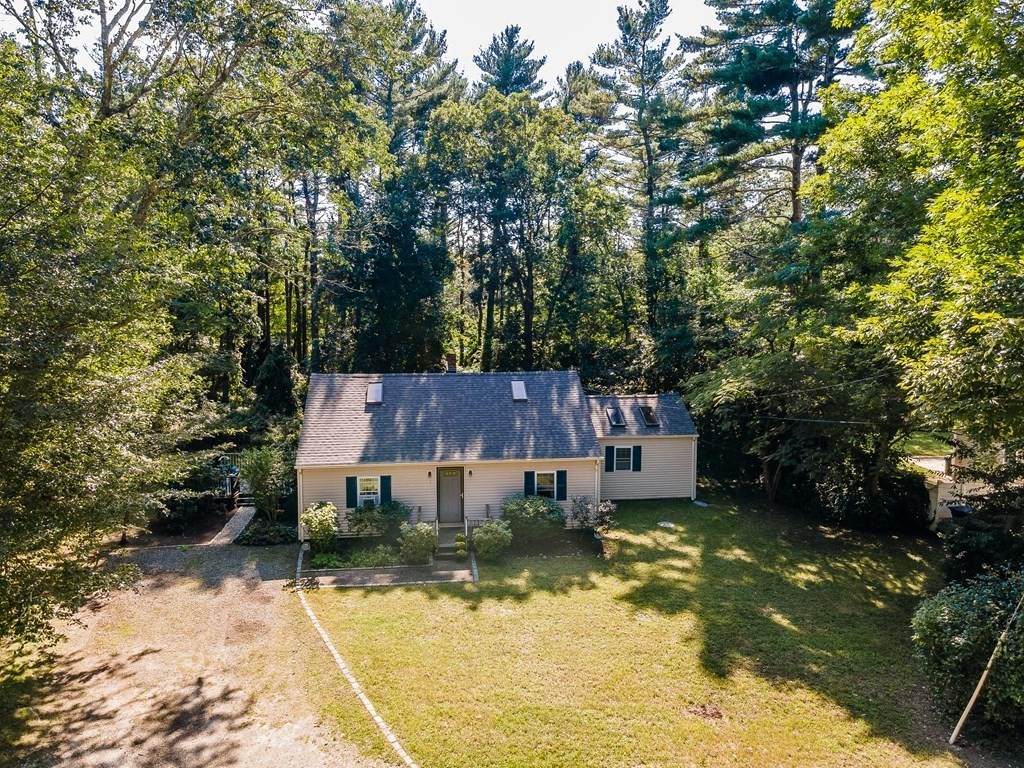 13 Luscomb Ln - Photo 1