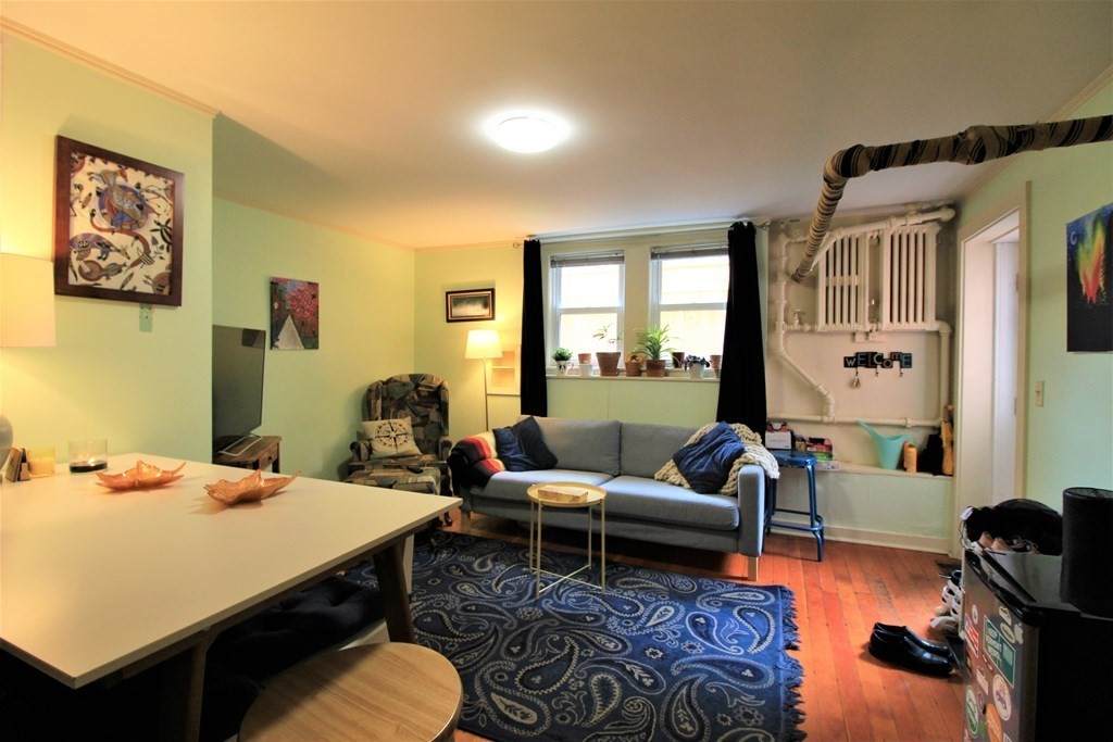 15 Wellman St - Photo 1
