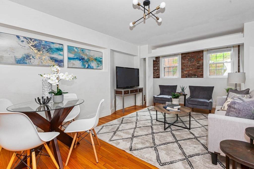 12 Ware Street - Photo 1