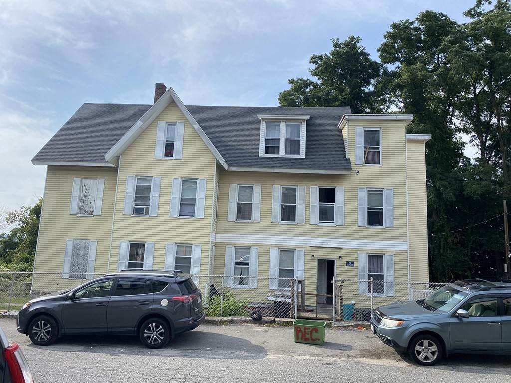 35 Fox St - Photo 1
