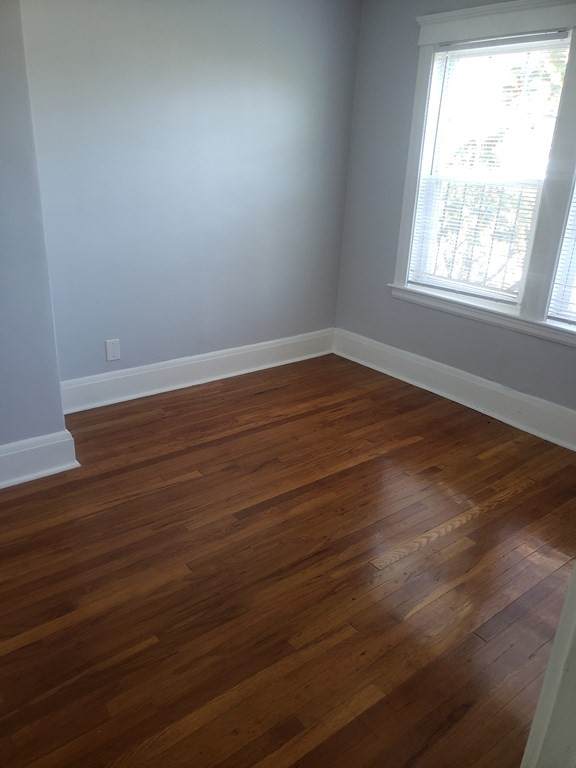 77 Green St - Photo 1