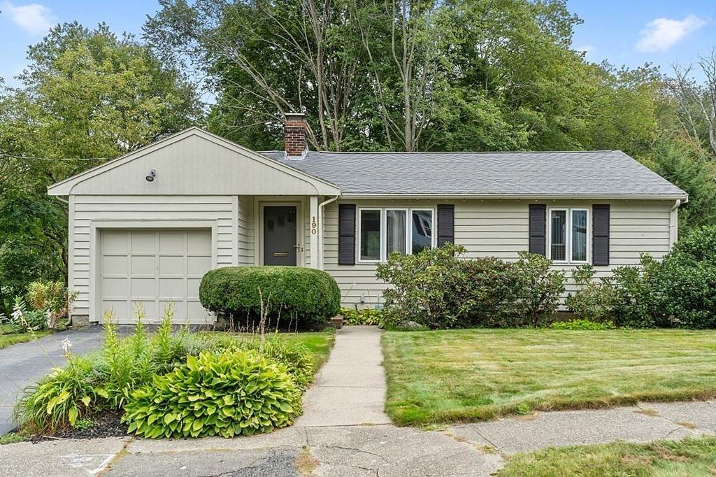 190 Upland Ave - Photo 1