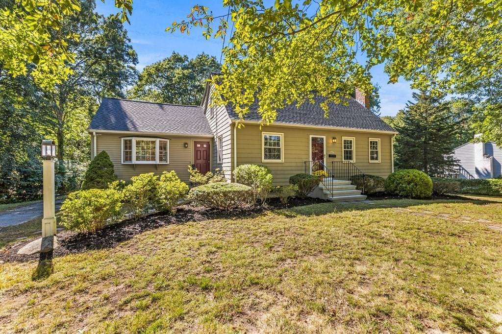 327 Tilden Rd - Photo 1