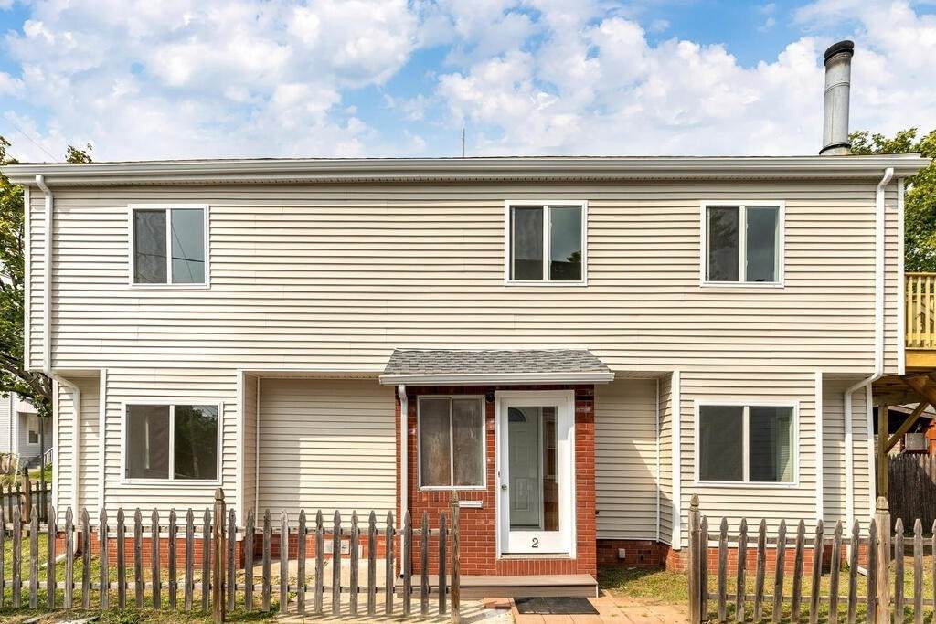 2 Franklin Ct - Photo 1