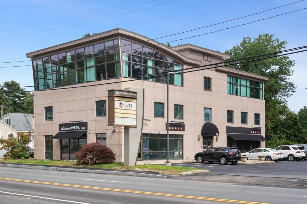 1132 Main Street - Photo 1