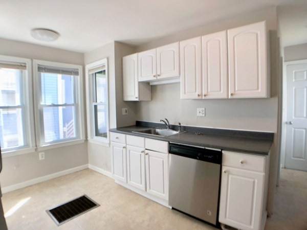28 Harvey St. - Photo 1
