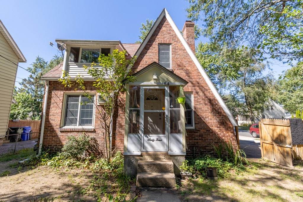 64 Saint James Circle - Photo 1
