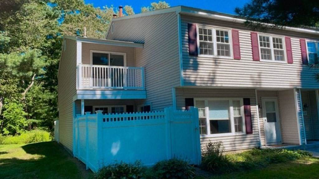 622 Edgebrook Dr - Photo 1