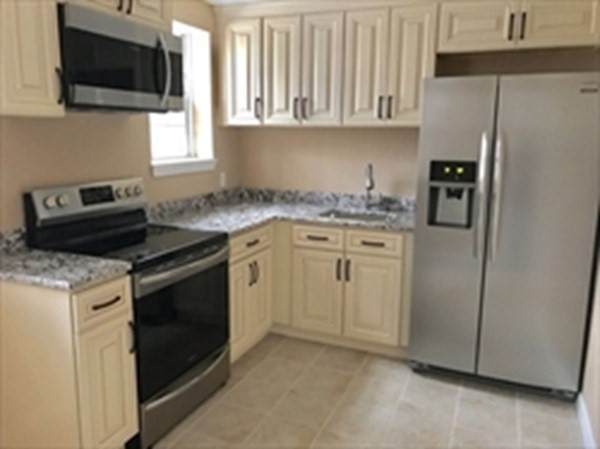 57 Daniels St - Photo 1