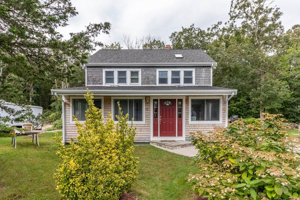 38 Camel St - Photo 1