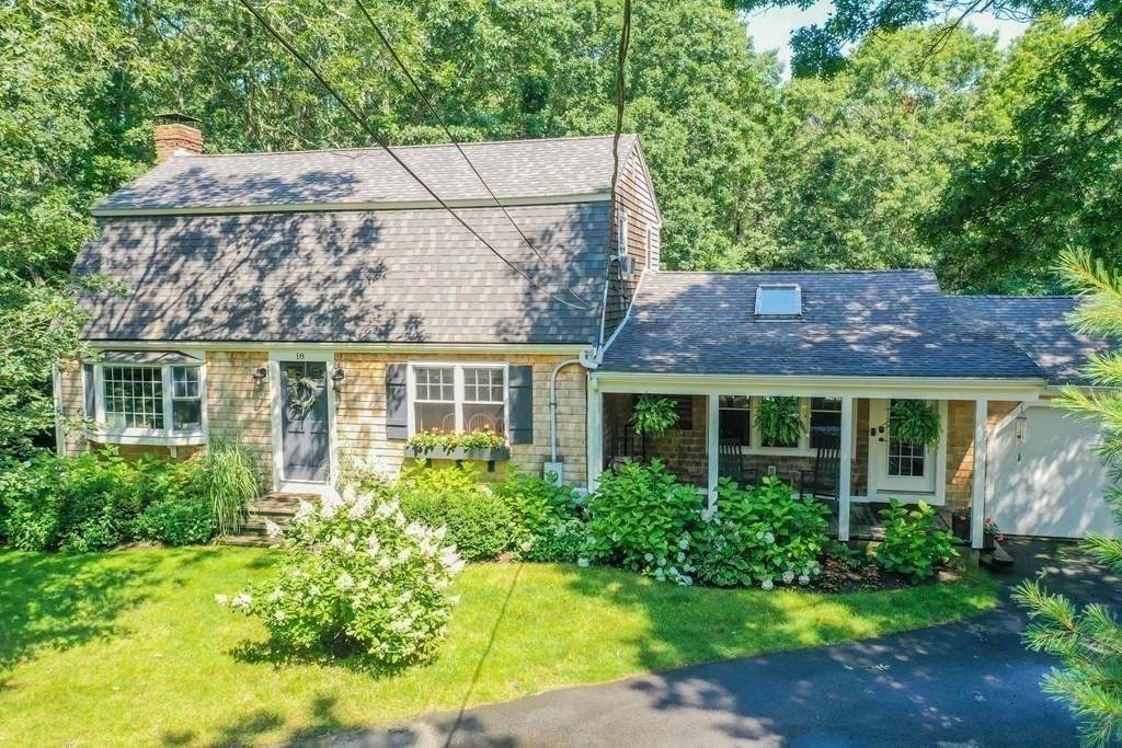 18 White Oak Dr - Photo 1