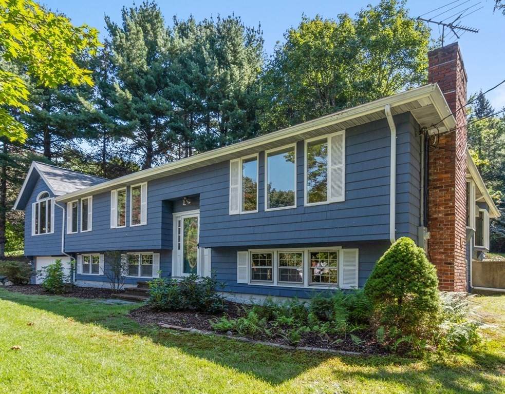 9 Ledgewood Drive - Photo 1