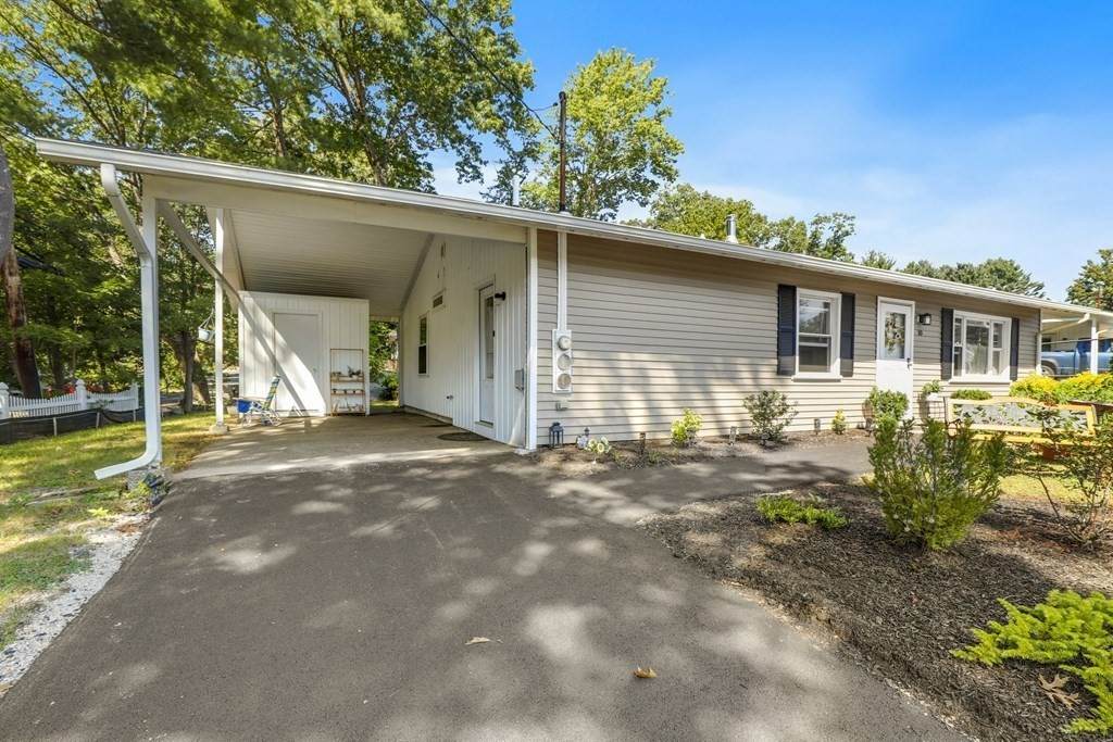 10 Mickelson Ln - Photo 1