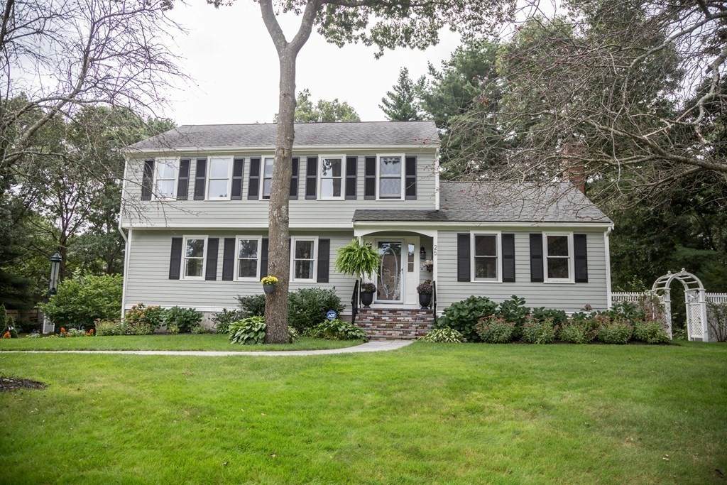 25 Deirdra Dr - Photo 1