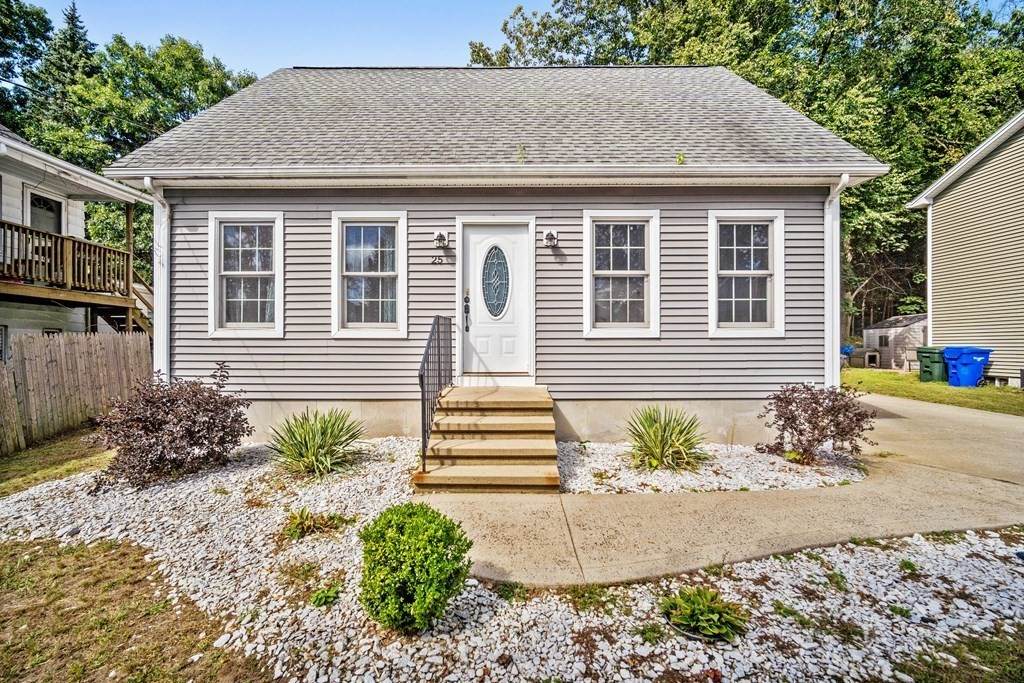 25 Burke St - Photo 1