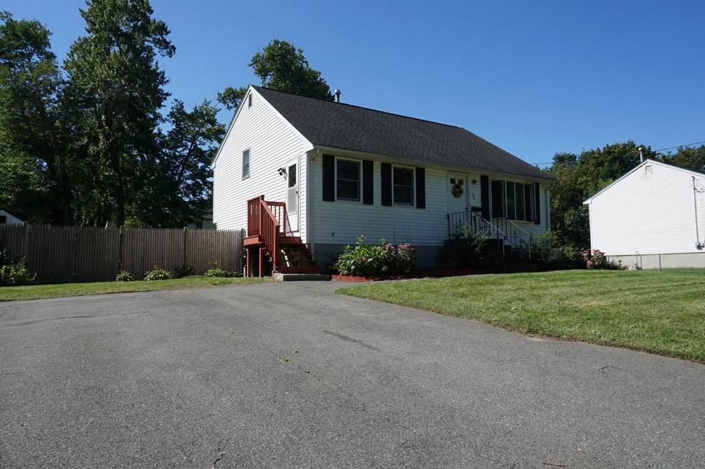 28 Thatcher Sq - Photo 1