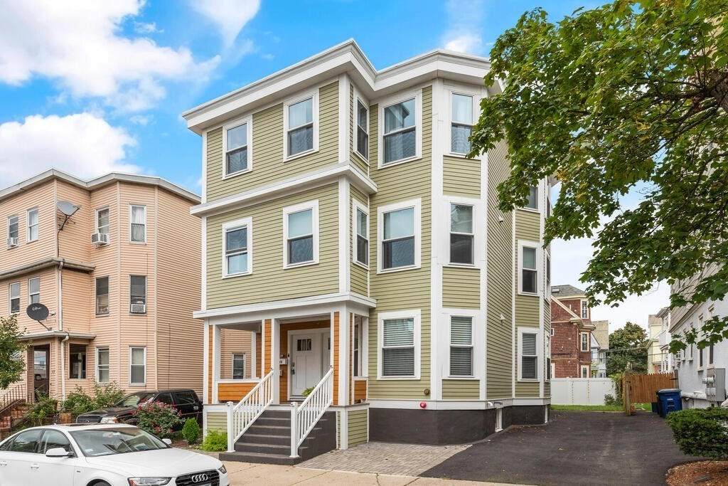 11-15 Connecticut Ave - Photo 1