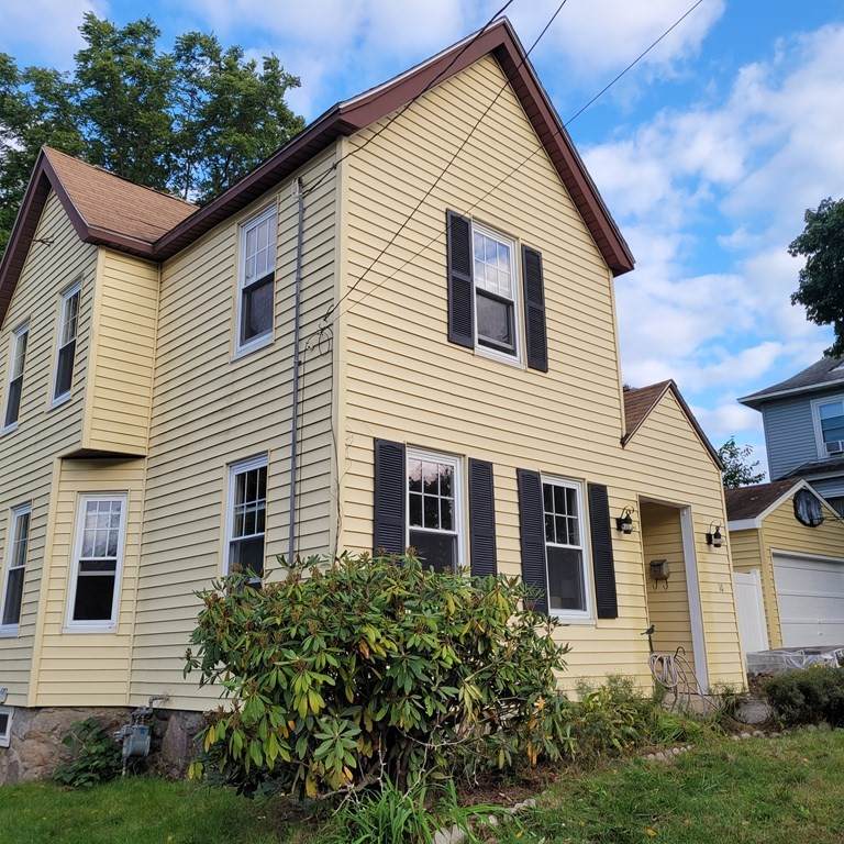 10 Robinson Ct - Photo 1