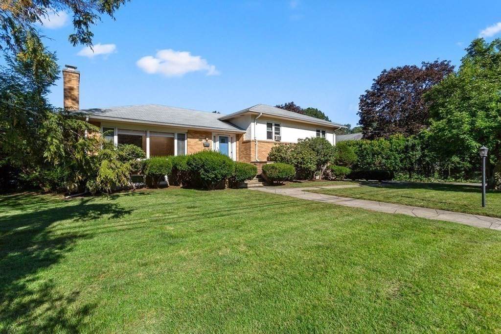 1085 Concord Ave - Photo 1