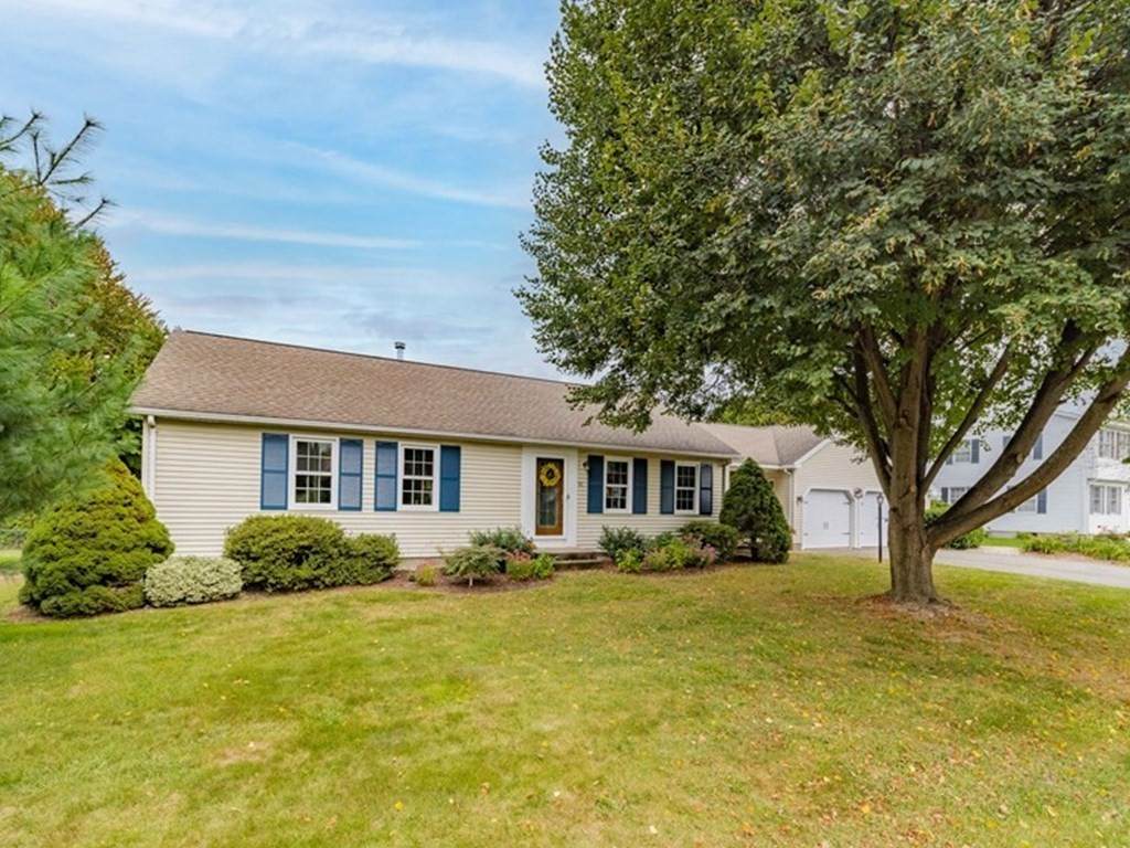 36 Hampden Lane - Photo 1
