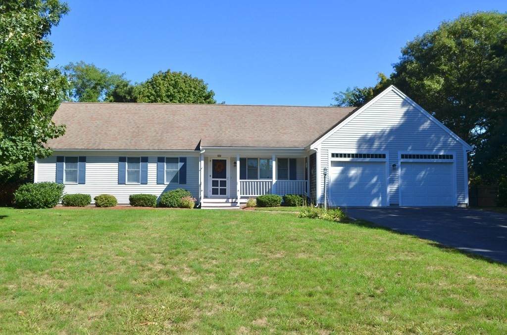 22 Berry Ave - Photo 1