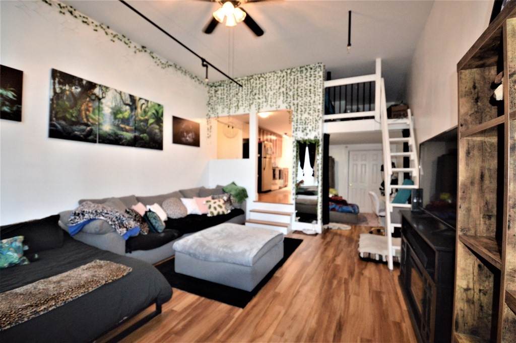16 Merrimack St - Photo 1