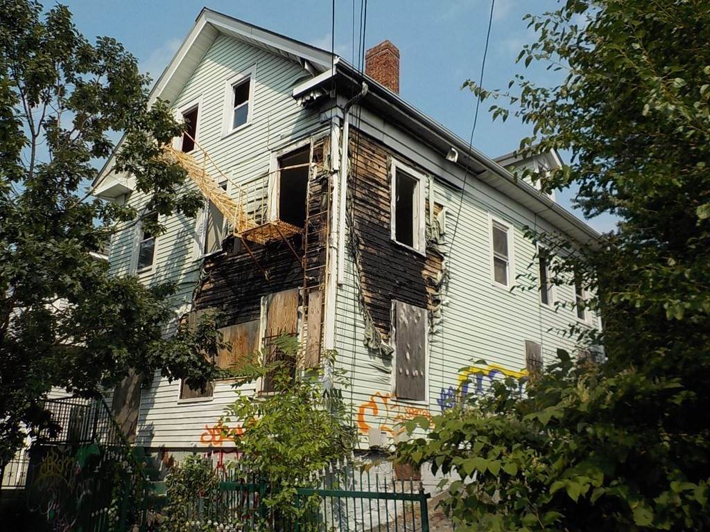 47 Superior St - Photo 1