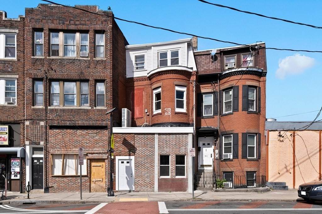 88 Washington Ave - Photo 1