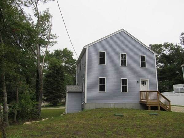 14 Bittersweet Ln - Photo 1