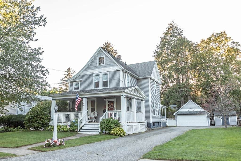 33 Montgomery Ave - Photo 1