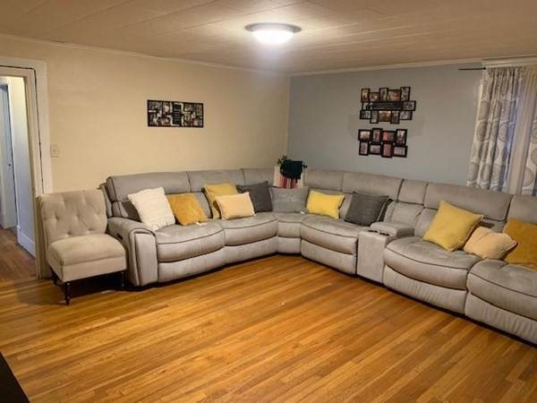 195 Chelsea - Photo 1