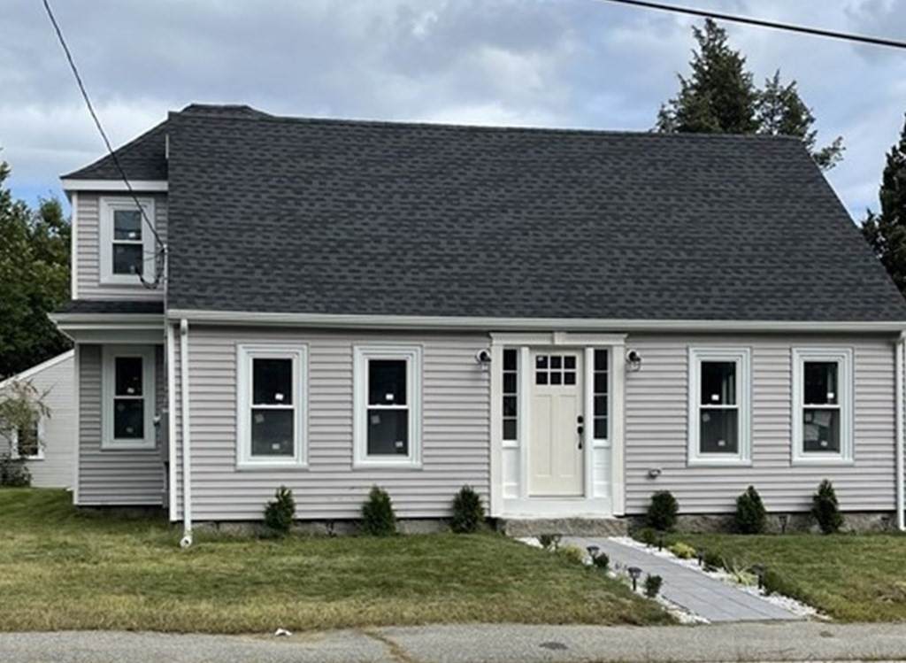 172 Indian Head St - Photo 1