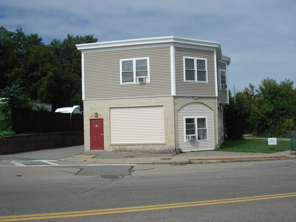 514 South St - Photo 1