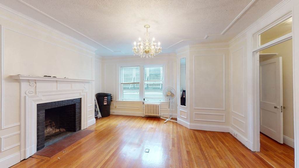 128 Chestnut St - Photo 1