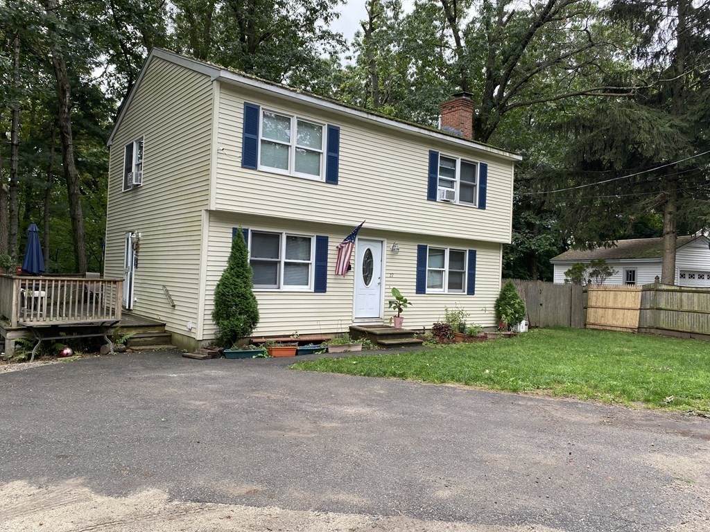27 Philips Ave - Photo 1
