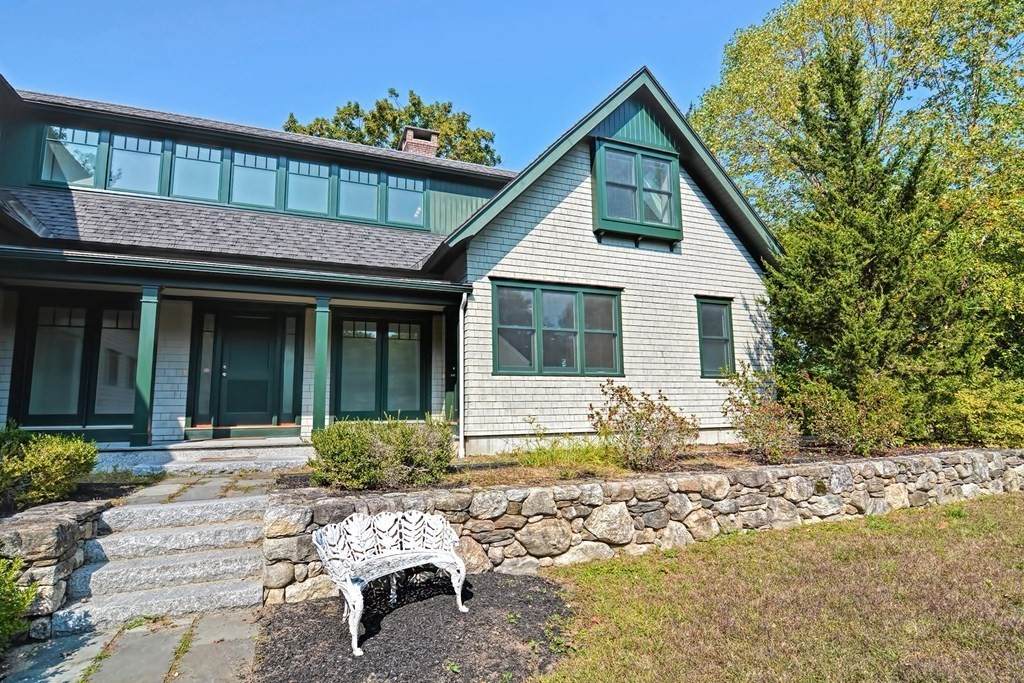 555 Hugh Cargill Road - Photo 1
