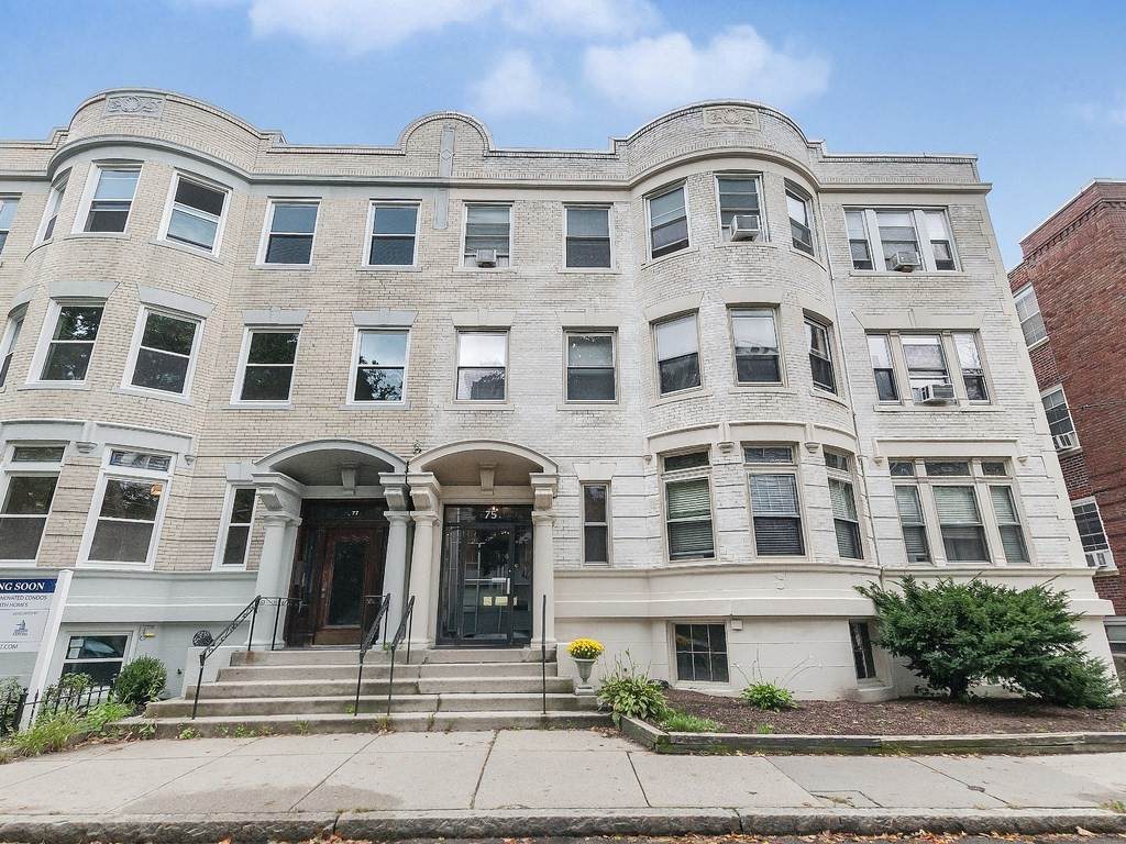 75 Park St - Photo 1