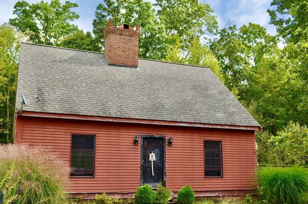 404 New Boston Rd - Photo 1