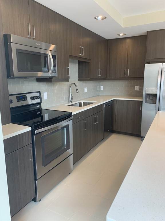77 Exeter Street - Photo 1