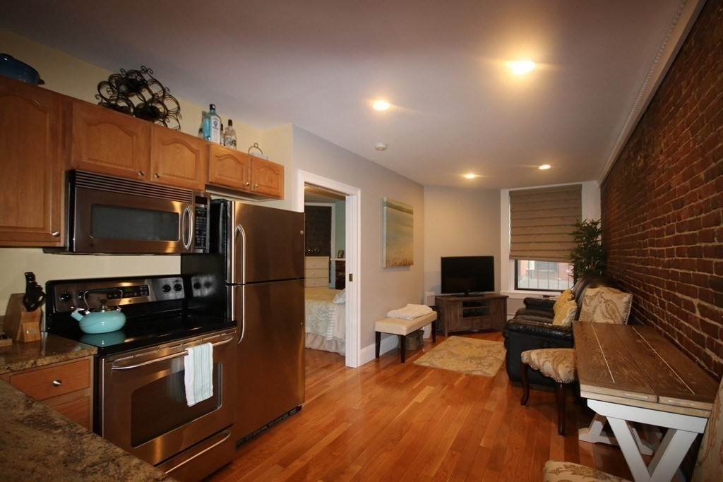 497 Beacon Street - Photo 1