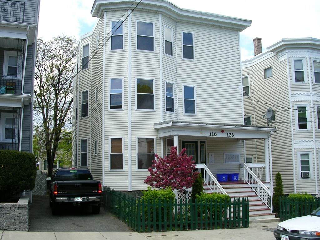 126 Vernal St - Photo 1