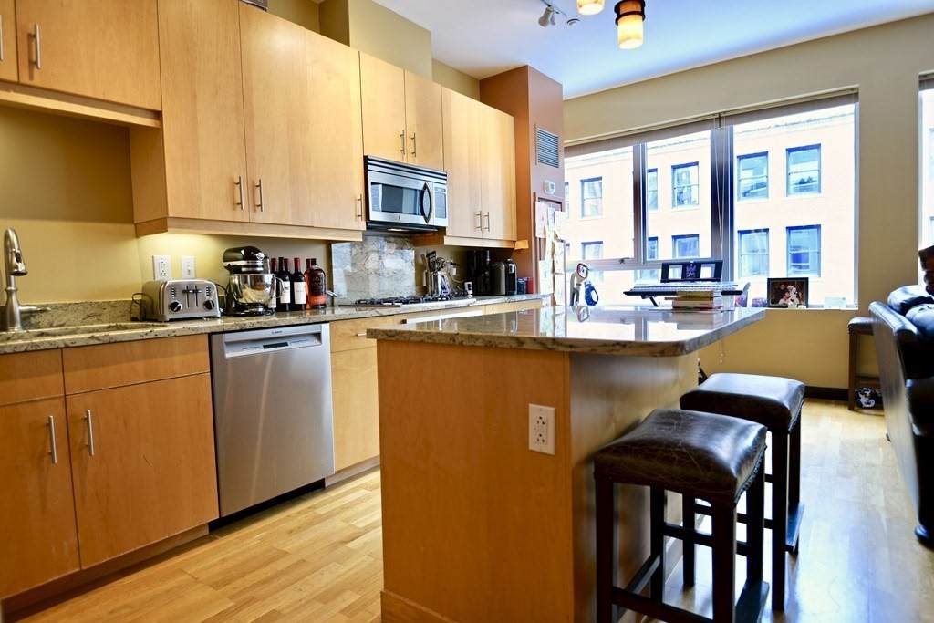 101 Broad St - Photo 1