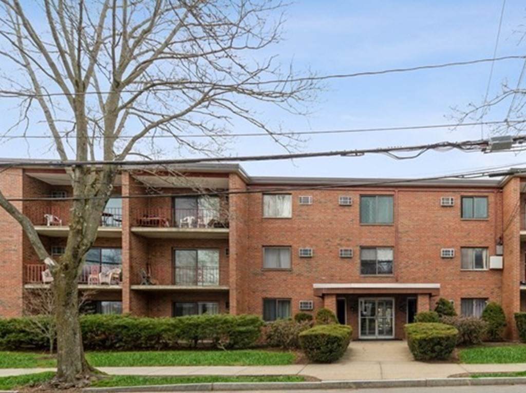 53 Paul St - Photo 1
