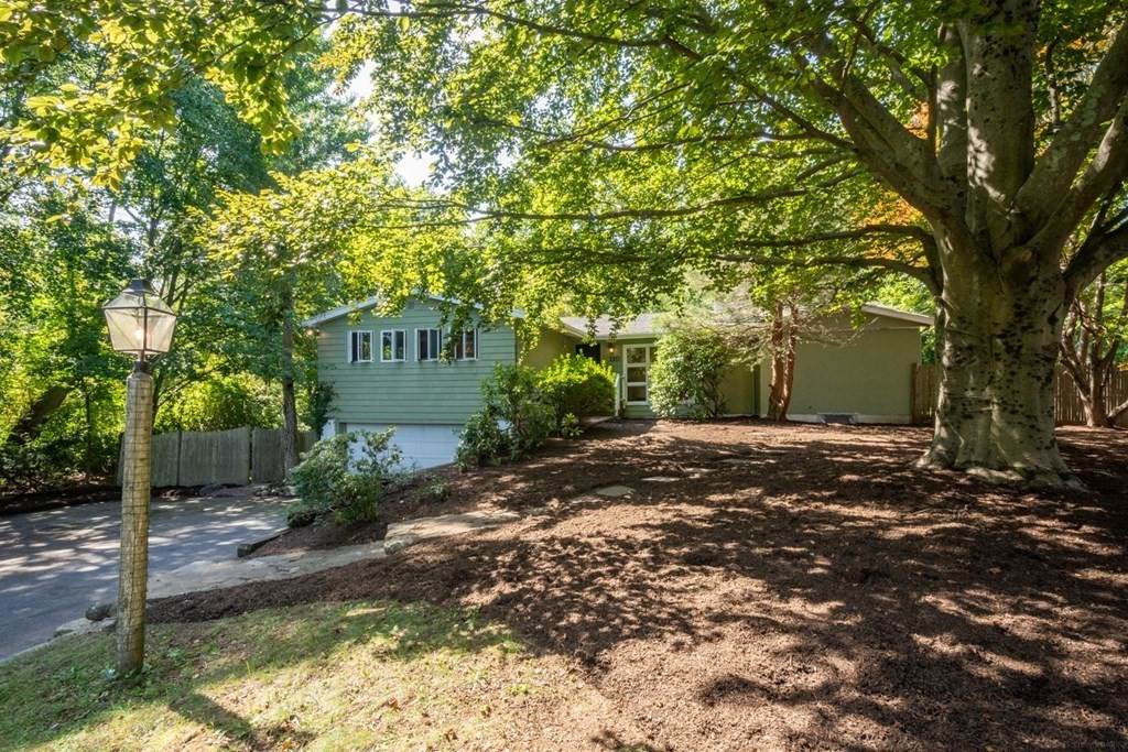 110 High Rock St - Photo 1