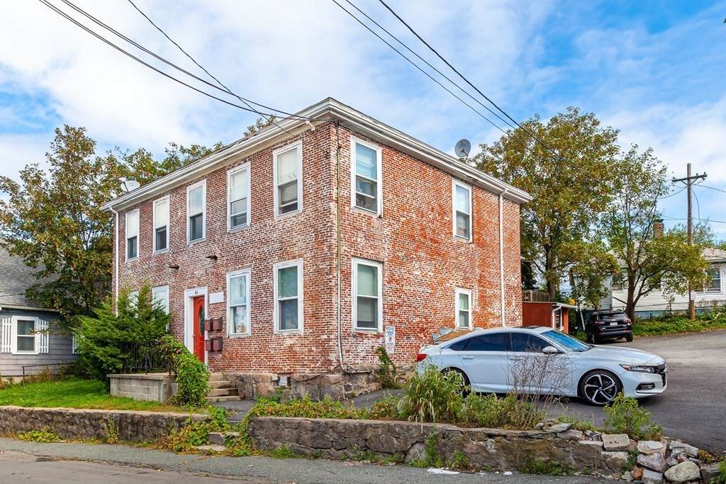 49 Siren St - Photo 1