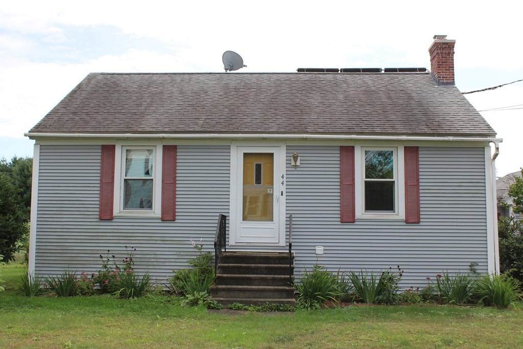 44 Graves St - Photo 1