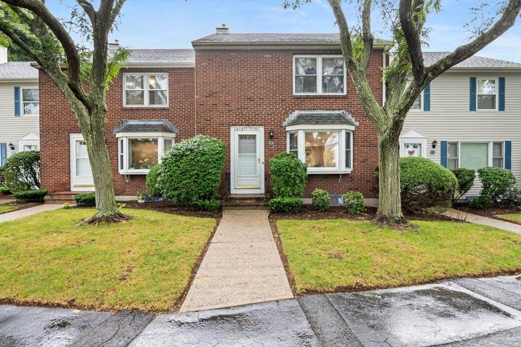 632 Washington St - Photo 1